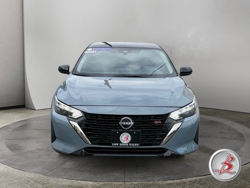 Used 2021 Nissan Sentra SR FWD image 2