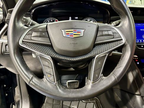 Used 2022 Cadillac XT5 Sportv image 30