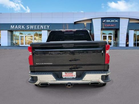 Used 2019 Chevrolet Silverado 1500 LTZ w/ LTZ Premium Package AWD/4WD image 31