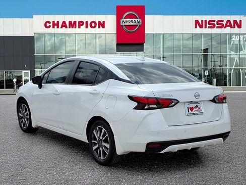 New 2025 Nissan Versa SV w/ Trunk Package FWD image 5