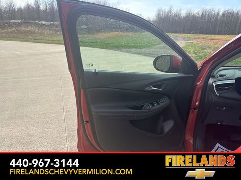 Used 2024 Buick Encore GX Preferred FWD image 13