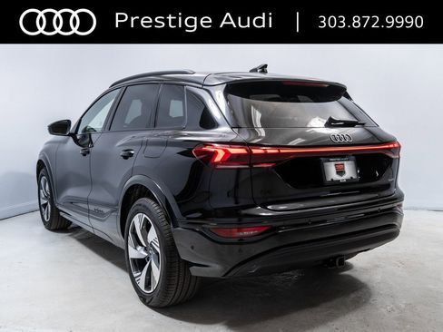 New 2025 Audi Q6 e-tron Premium Plus image 3