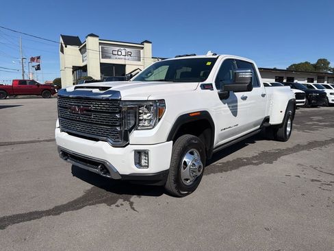 Used 2023 GMC Sierra 3500 Denali w/ Denali Ultimate Package AWD/4WD image 2