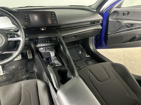 Used 2025 Hyundai Elantra Sport w/ Cargo Package FWD image 19