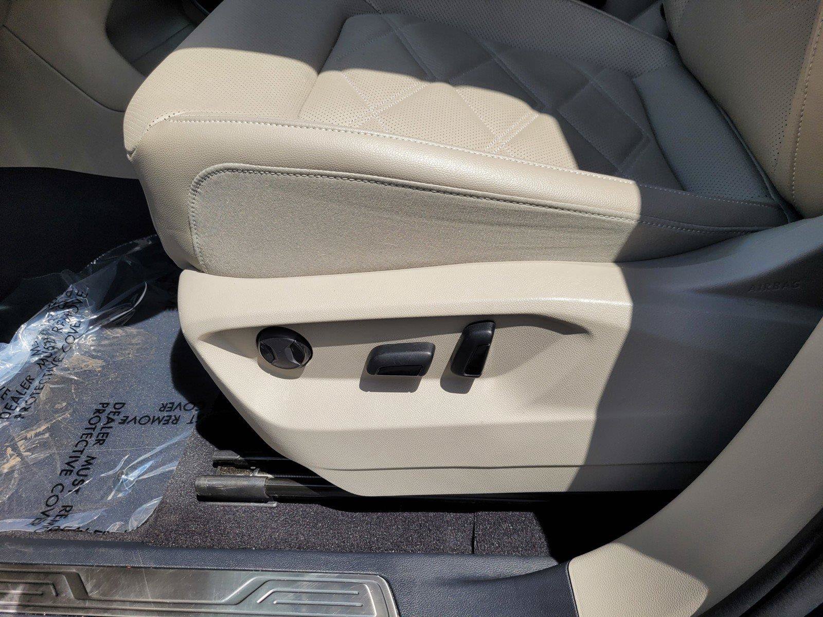 Certified 2025 Volkswagen Atlas SE AWD/4WD image 20