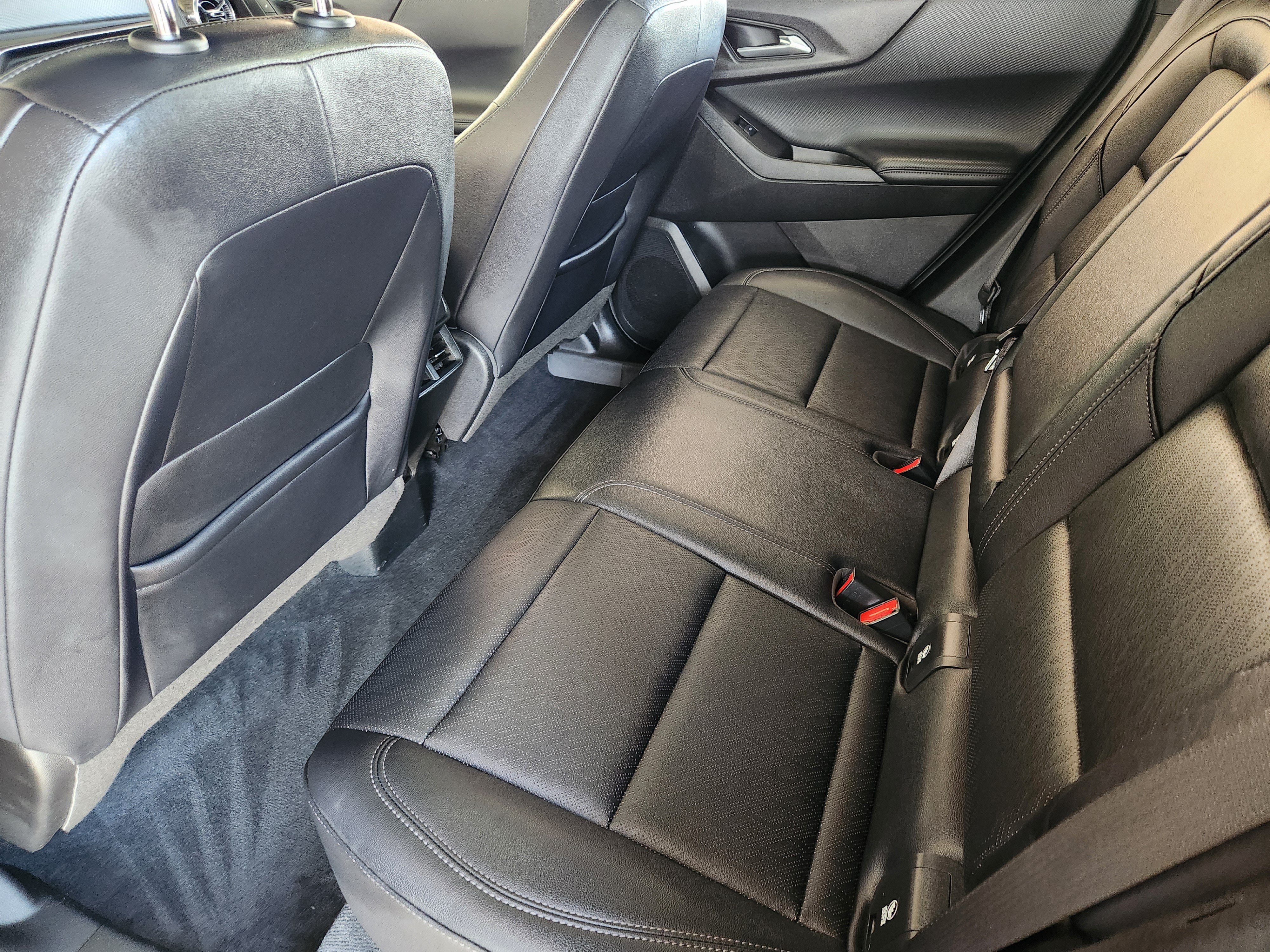 Used 2025 Chevrolet Equinox LT w/ Convenience Package II FWD image 31