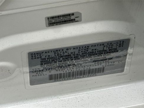 Used 2016 Nissan Versa Note SR image 34