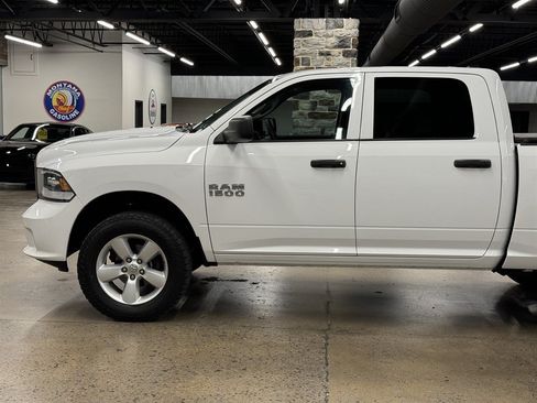 Used 2016 RAM 1500 Express AWD/4WD image 5