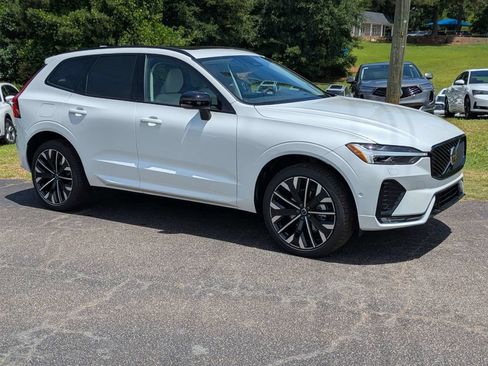 New 2026 Volvo XC60 B5 Ultra w/ Protection Package Premier AWD/4WD image 8