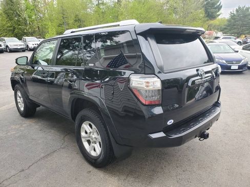 Used 2016 Toyota 4Runner SR5 AWD/4WD image 5