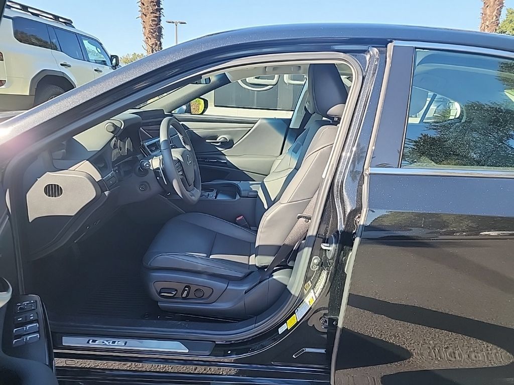 Certified 2024 Lexus ES 350 w/ Premium Package FWD image 8
