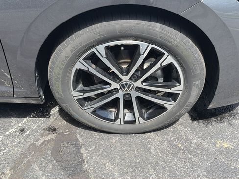 Used 2024 Volkswagen Jetta Sport FWD image 13