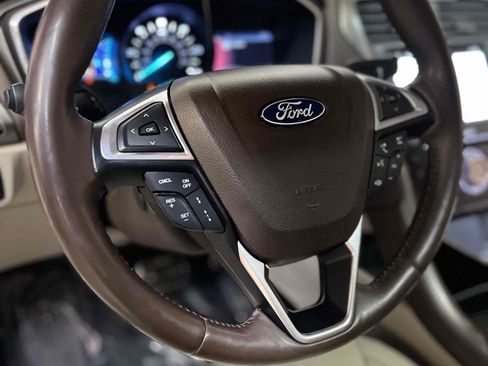 Used 2017 Ford Fusion Energi Platinum FWD image 29