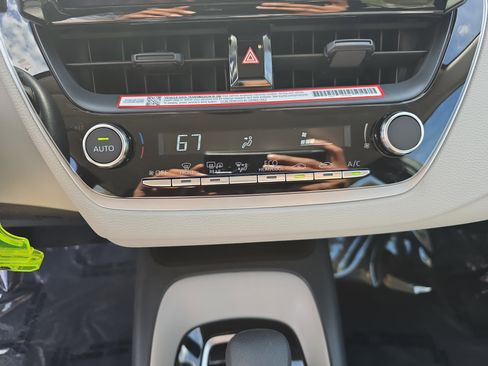 Used 2026 Toyota Corolla LE image 26