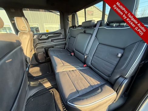 Used 2025 GMC Sierra 1500 AT4X image 33