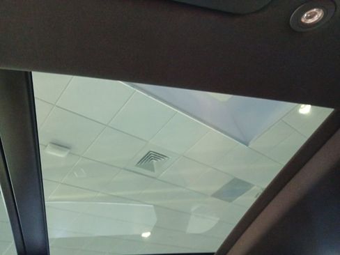 Used 2022 Audi Q5 2.0T Premium w/ Convenience Package image 46