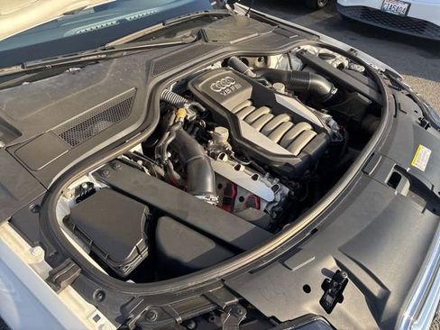 Used 2012 Audi A8 L 4.2 image 34