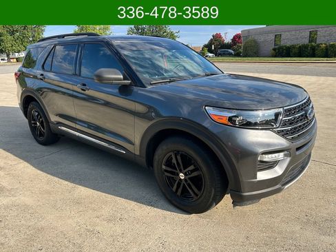 Used 2020 Ford Explorer XLT w/ Equipment Group 202A AWD/4WD image 7