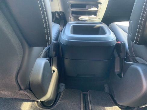 New 2026 Chrysler Pacifica Select image 27