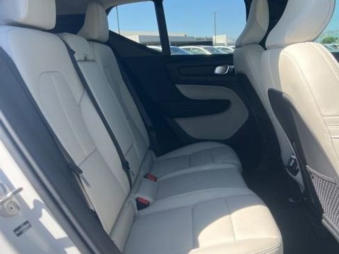 New 2026 Volvo XC40 B5 Plus w/ Climate Package AWD/4WD image 32
