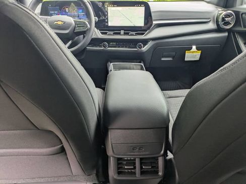 New 2026 Chevrolet Equinox LT FWD image 25