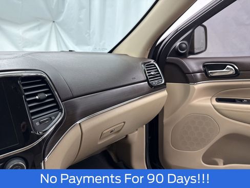 Used 2019 Jeep Grand Cherokee Overland image 22