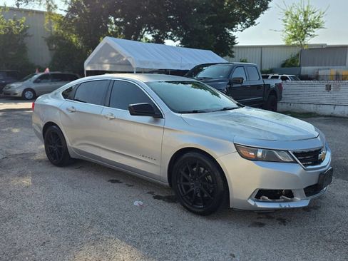 Used 2015 Chevrolet Impala LTZ FWD image 3