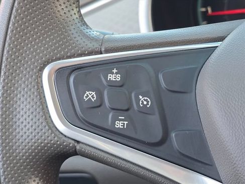 Used 2022 Chevrolet Malibu LT FWD image 24