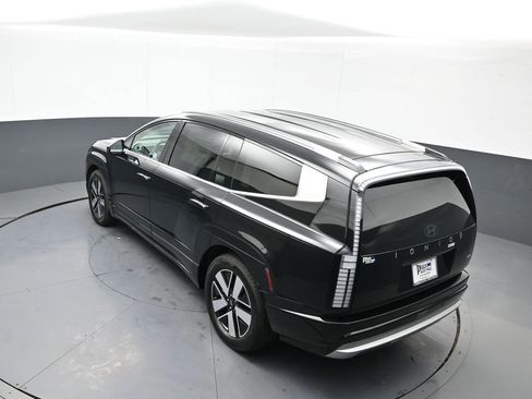 New 2026 Hyundai Ioniq 9 SEL image 43