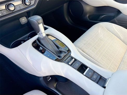 Certified 2023 Honda HR-V LX image 19