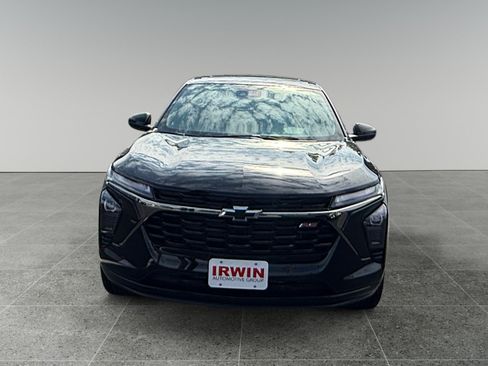 New 2026 Chevrolet Trax RS w/ Sunroof Package FWD image 8