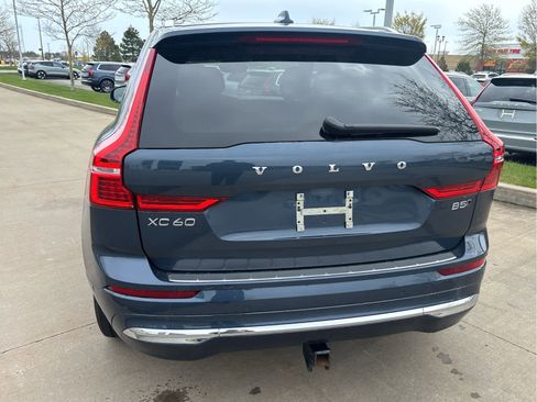 Used 2023 Volvo XC60 B5 Plus AWD/4WD image 7