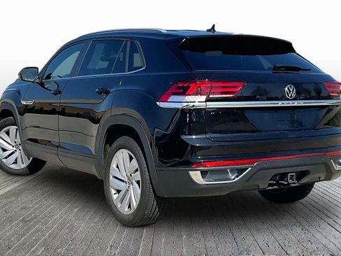Used 2022 Volkswagen Atlas Cross Sport SE image 6