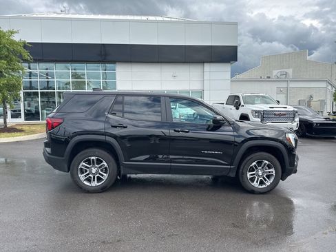 Used 2026 GMC Terrain Elevation FWD image 8