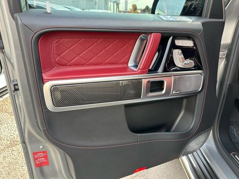 Used 2021 Mercedes-Benz G 63 AMG 4MATIC image 11