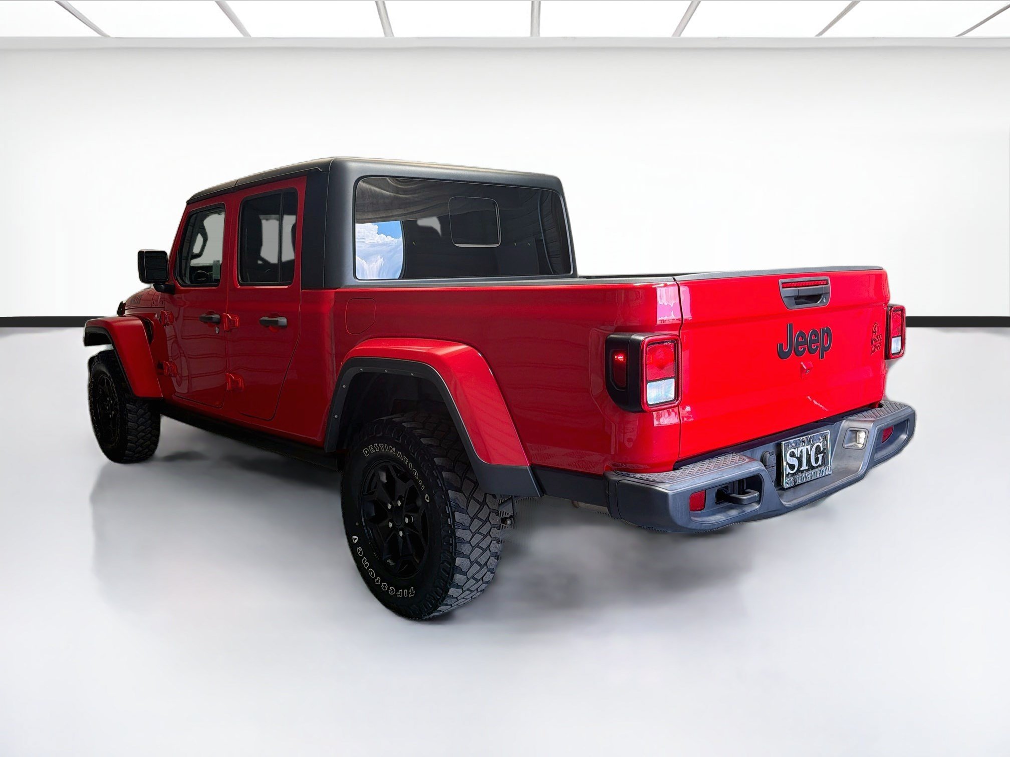 Used 2022 Jeep Gladiator Sport AWD/4WD image 6