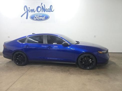 Used 2023 Honda Accord Sport image 1