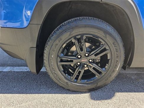 Used 2024 GMC Terrain AT4 w/ Infotainment Package II image 22