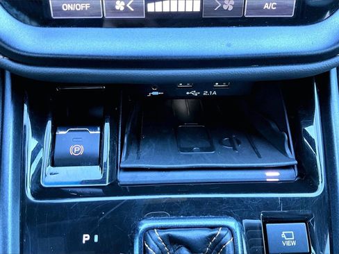 Used 2022 Subaru Outback Wilderness image 18