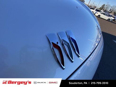 Certified 2025 Buick Envision Avenir image 35