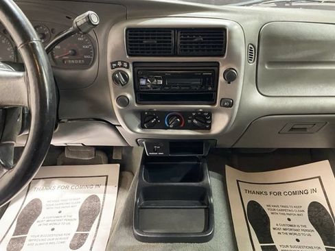 Used 2004 Ford Ranger XLT AWD/4WD image 15
