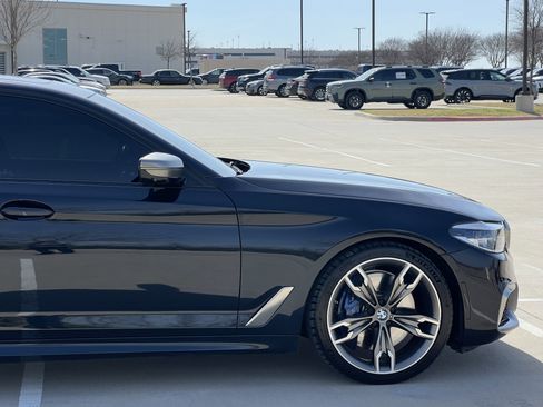 Used 2020 BMW M550i xDrive w/ Dynamic Handling Package image 12