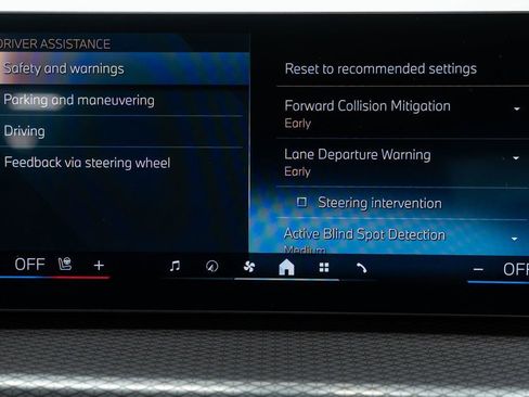 Used 2025 BMW 330i xDrive Sedan w/ Convenience Package image 20