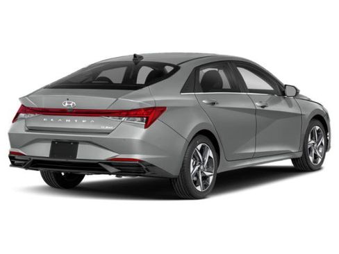 Used 2021 Hyundai Elantra Limited FWD image 2