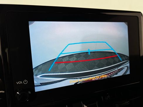 Certified 2025 Toyota Corolla LE FWD image 20