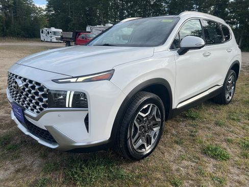 Used 2023 Hyundai Santa Fe Limited image 3