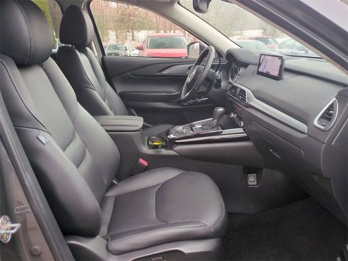 Used 2023 MAZDA CX-9 Touring image 29
