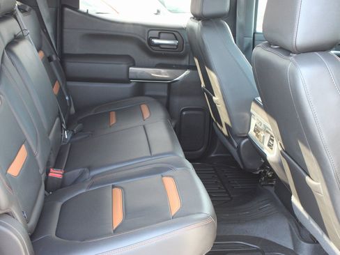 Used 2019 GMC Sierra 1500 AT4 w/ AT4 Premium Package AWD/4WD image 25
