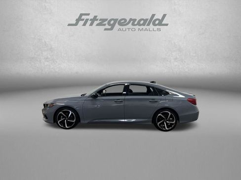 Used 2022 Honda Accord Sport image 2