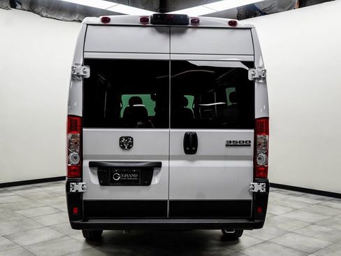Used 2023 RAM ProMaster 3500 FWD image 8